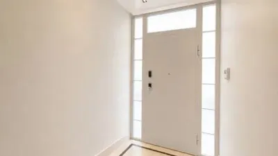 Townhouse on Mistral Street photo 4
