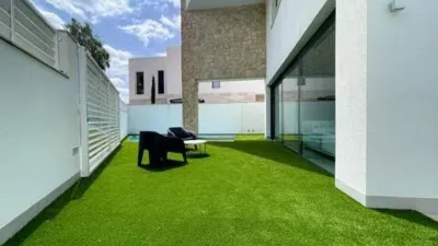 Chalet on Calle Dinamarca photo 27
