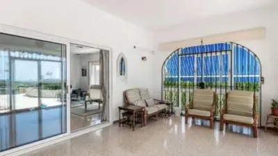 Chalet on Calle Cometa-Carrio S-N photo 4