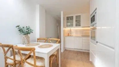 Apartment on Calle del Poeta Salvador Rueda photo 5