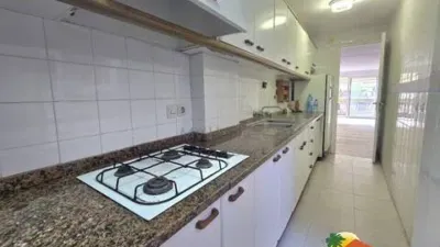 Piso en Avinguda de Pau Casals photo 7