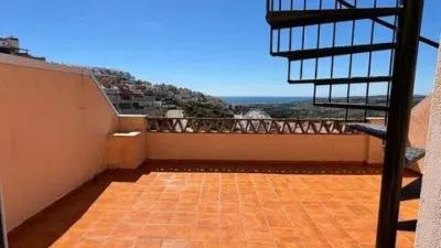 Apartment on Calle Dona Jullia Golf No Number photo 7
