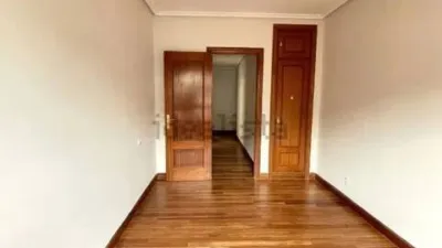 Apartment in Leioa photo 10