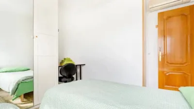 Apartment in Badia del Vallès photo 25
