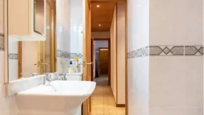 Apartment in Badia del Vallès photo 16