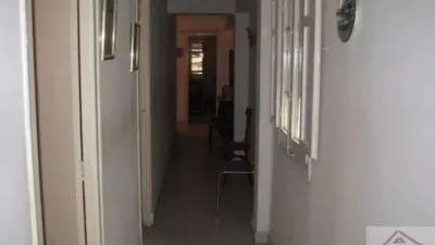 Flat in Centre photo 8