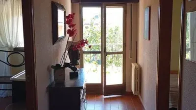 Chalet in San Cibrao Das Viñas (Capital) photo 15