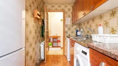 Apartment in Badia del Vallès photo 11