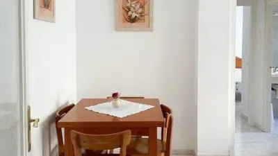 Apartment in Casc Antic photo 2