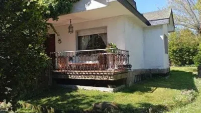 Chalet in San Cibrao Das Viñas (Capital) photo 2