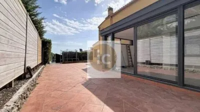 House on Carrer d'Alemanya photo 2