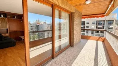 Apartment in Traditional Centre photo 4