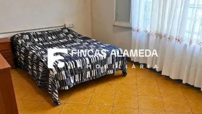 Casa adosada en Carrer de Fra Juníper Serra photo 12