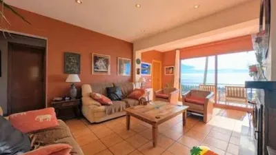 Chalet on Carrer de les Moreres photo 11