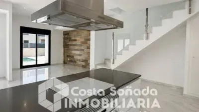 Townhouse in Cotelles photo 6