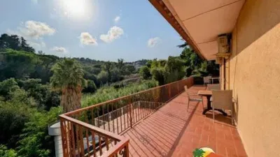 Chalet on Carrer de Breda photo 8