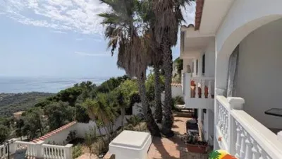 Chalet on Avinguda de la Florada photo 9