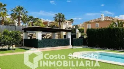 Chalet in Golf Bahía Urbanization photo 29