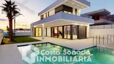 Chalet in Golf Bahía Urbanization photo 79