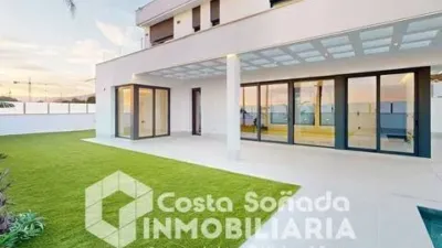 Chalet in Golf Bahía Urbanization photo 98