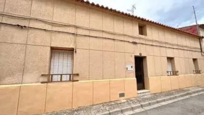 Terraced house on Calle de los Herreros photo 2