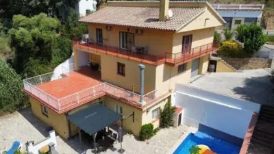 Chalet on Carrer de Breda photo 45