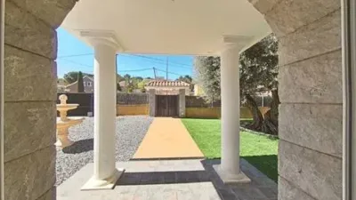 Chalet in Begues photo 10