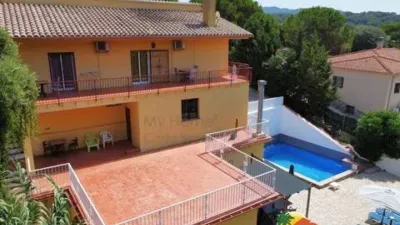 Chalet on Carrer de Breda photo 36