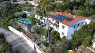 Chalet on Carrer de les Moreres photo 5