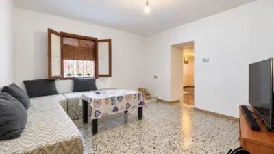 Casa adosada en La Almunia de Doña Godina photo 3