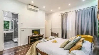 Apartment on Calle de Relatores photo 14