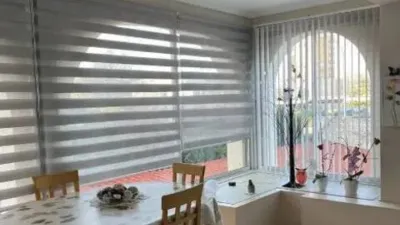 Chalet on Avenida Juan Carlos I S-N photo 2