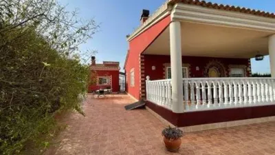 Rustic house on Juan de la Cierva Street photo 18