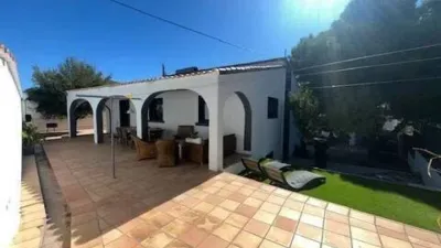 Chalet for sale in Las Adelfas-Benicolada-Garduix photo 5