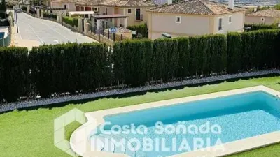 Chalet in Golf Bahía Urbanization photo 18