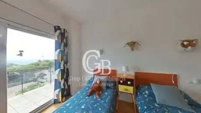 Chalet on Carrer dels Pardals photo 37