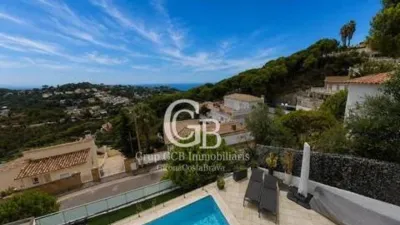 Chalet on Carrer dels Pardals photo 17