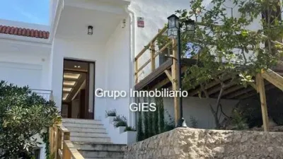 Chalet on Calle A, 102 U photo 5