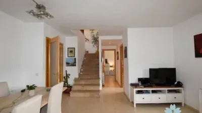 Apartment in Torrelles de Llobregat photo 8