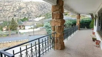 Chalet in Manzanares el Real photo 30