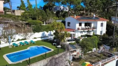 Chalet on Carrer de les Moreres photo 37