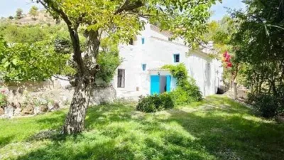 Chalet in Canillas de Albaida photo 2