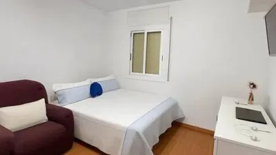 Apartment in Centre-Zona Estació-Passeig de Joan Maragall photo 8