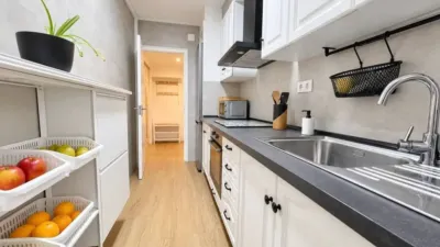 Flat in Esplugues de Llobregat photo 14