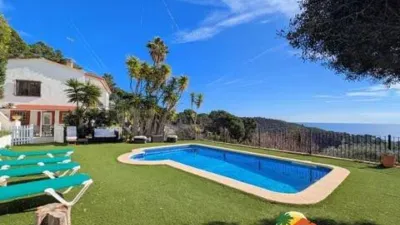 Chalet on Carrer de les Moreres photo 45