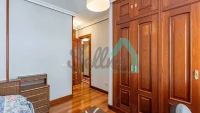 Piso en alquiler en Masip-La Ería-La Argañosa-Parque del Oeste, Masip-La Ería-La Argañosa-Parque del Oeste (Oviedo) de 895 €<span>/mes</span>