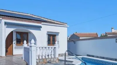 Chalet en calle Ravel photo 3