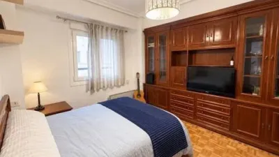 Flat on Calle de la Iglesia photo 5