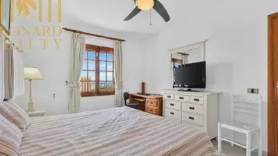 Flat on Calle Noruega photo 16