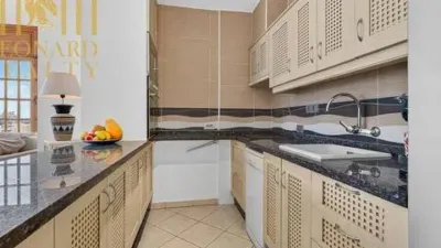 Flat on Calle Noruega photo 9